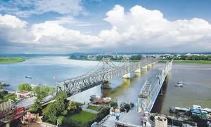 丹东,东北边境城市的独特魅力与争议焦点解析